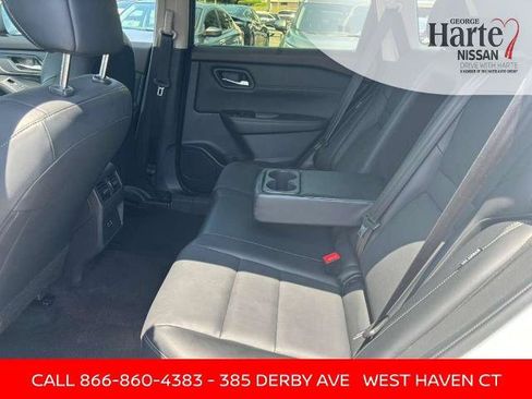 Certified 2023 Nissan Rogue SV w/ SV Premium B Package AWD/4WD image 19