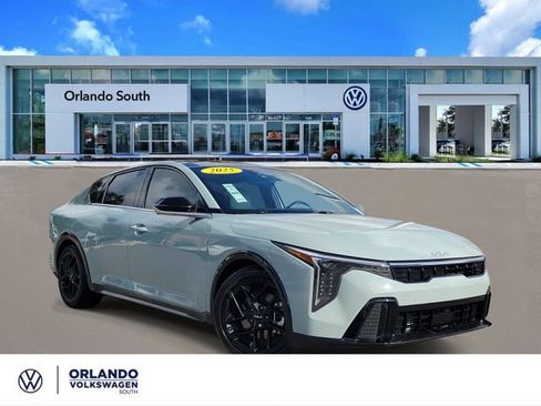 Used 2025 Kia K4 GT-Line Turbo FWD image 1