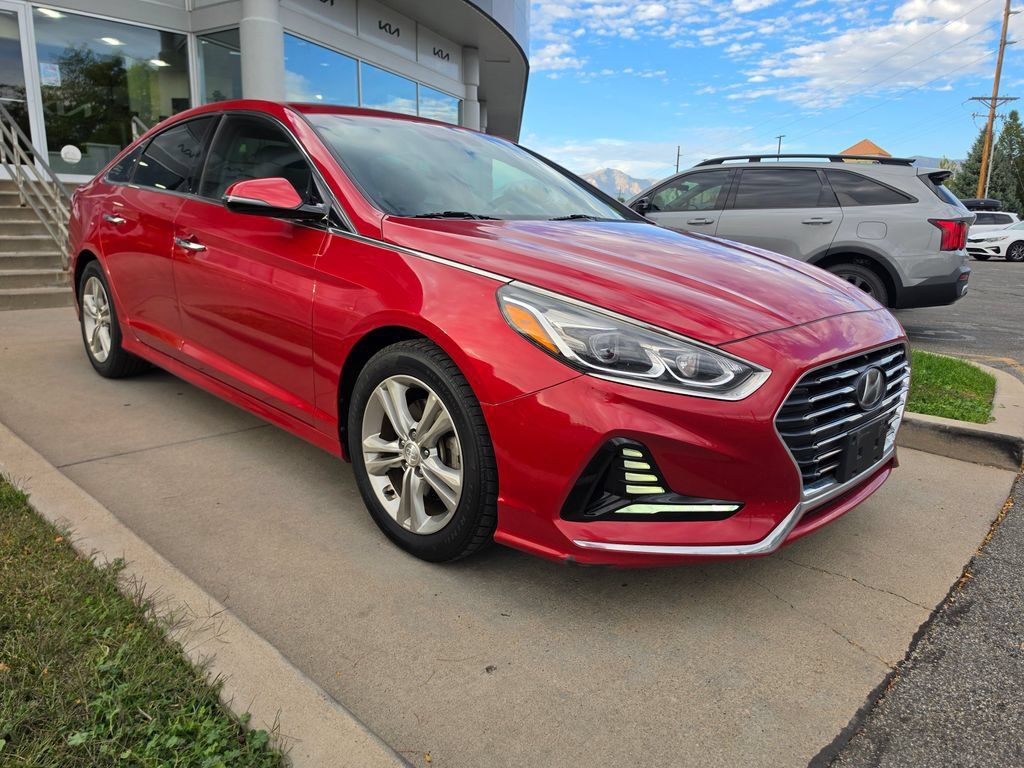 Used 2018 Hyundai Sonata Limited FWD image 3