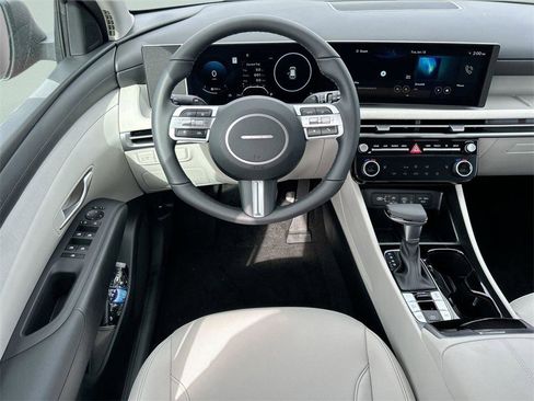 New 2026 Hyundai Tucson SEL image 13