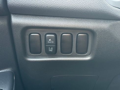 Used 2025 Mitsubishi Outlander Sport SE image 9