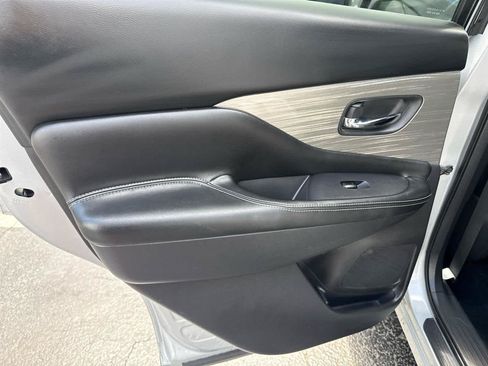 Used 2018 Nissan Murano SV AWD/4WD image 21