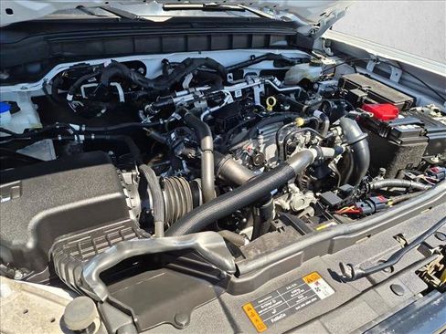 Used 2025 Ford Bronco Outer Banks AWD/4WD image 23