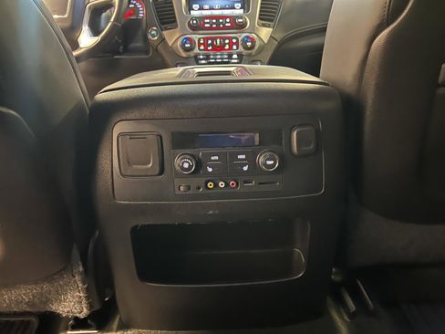 Used 2015 GMC Yukon SLT w/ Open Road Package image 30