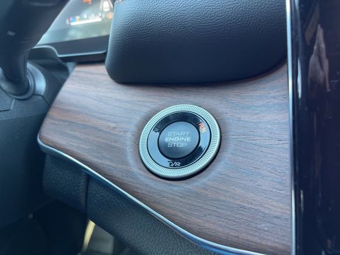 Used 2025 Jeep Grand Cherokee Summit w/ Adv Protech Group IV image 13