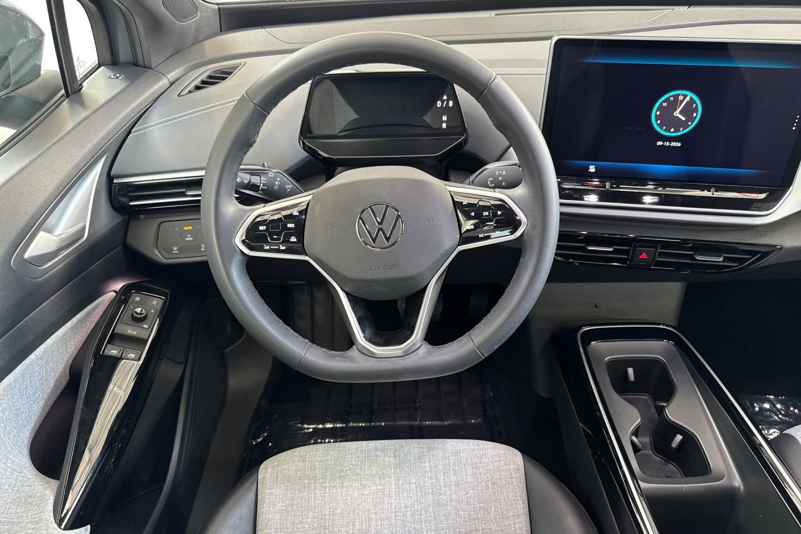 Used 2024 Volkswagen ID.4 Pro RWD image 18