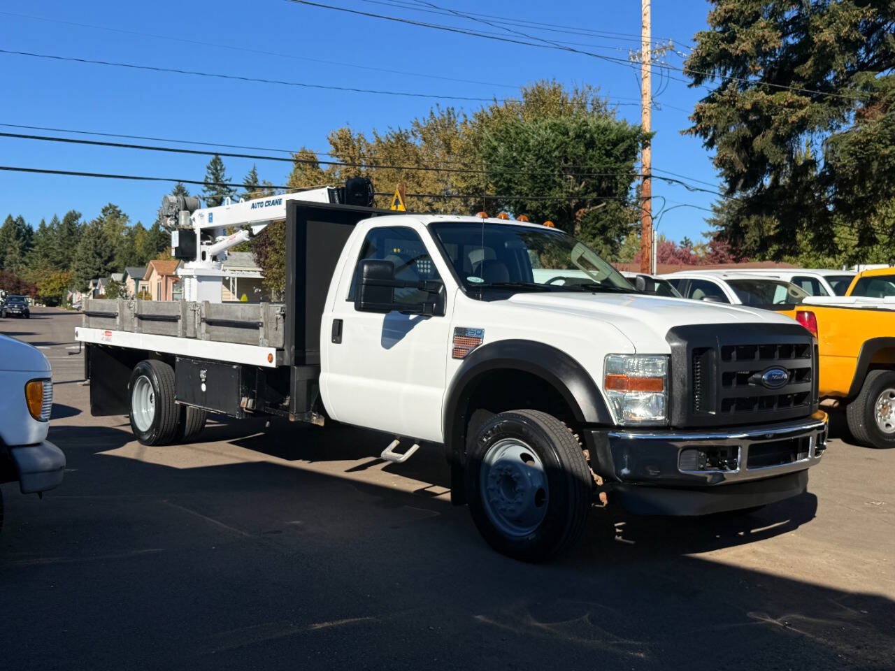 Used 2010 Ford F550 2WD Regular Cab Super Duty image 3