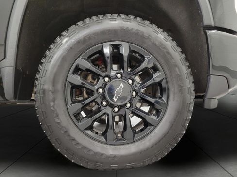 Used 2024 Chevrolet Silverado 3500 High Country w/ Midnight Edition AWD/4WD image 30