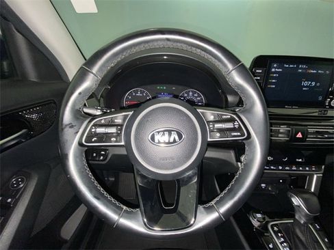 Used 2021 Kia Seltos EX image 14