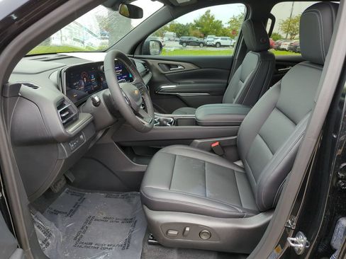 New 2026 Chevrolet Traverse LT FWD image 18