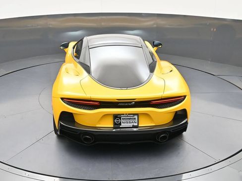 Used 2023 McLaren GT RWD image 32