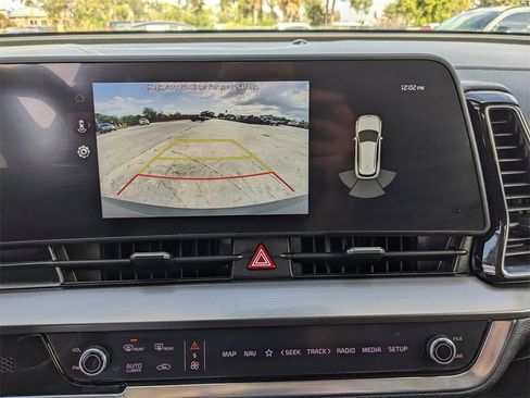 Certified 2023 Kia Sportage EX image 24