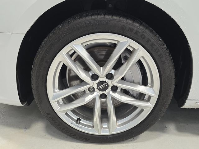Used 2021 Audi A4 2.0T Premium w/ Convenience Package AWD/4WD image 7