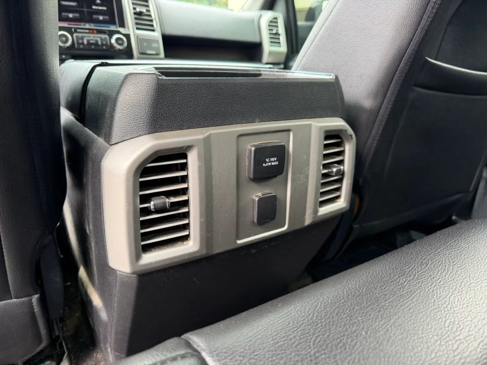 Used 2015 Ford F150 Lariat AWD/4WD image 13
