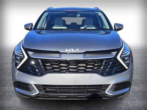 Used 2024 Kia Sportage EX image 2