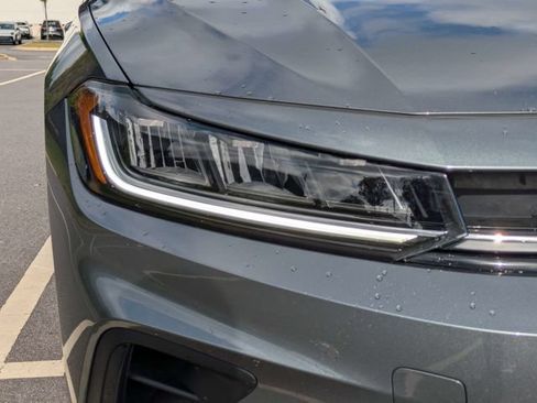 Used 2025 Volkswagen Jetta Sport FWD image 10