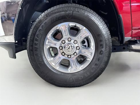 Used 2026 RAM 2500 Big Horn AWD/4WD image 32