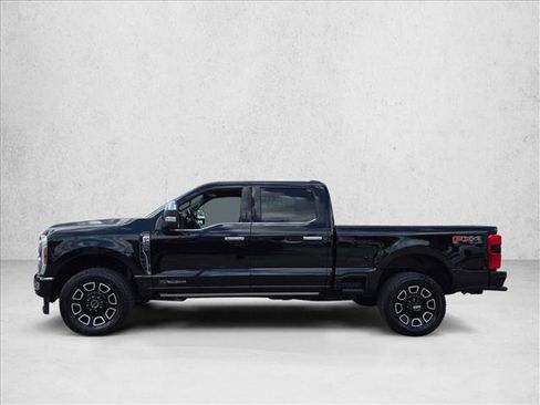 Used 2024 Ford F250 Platinum AWD/4WD image 8