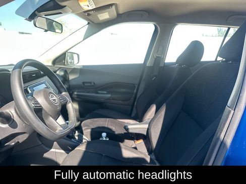 Used 2023 Nissan Kicks S FWD image 9