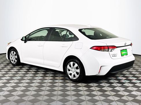 Used 2023 Toyota Corolla LE FWD image 6