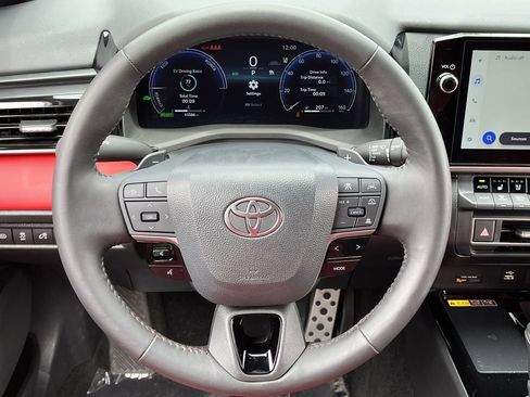 Used 2026 Toyota Camry XSE w/ Premium Package FWD image 11