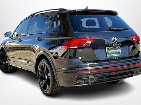 Used 2023 Volkswagen Tiguan SE R-Line image 4