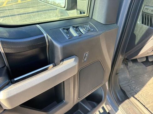 Used 2018 Ford F150 Raptor w/ Equipment Group 801A Mid image 19