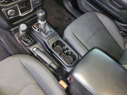 Used 2024 Jeep Wrangler Sport image 22