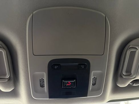 Used 2024 Toyota Camry SE FWD image 21