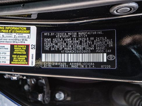 Used 2025 Toyota Camry SE image 51