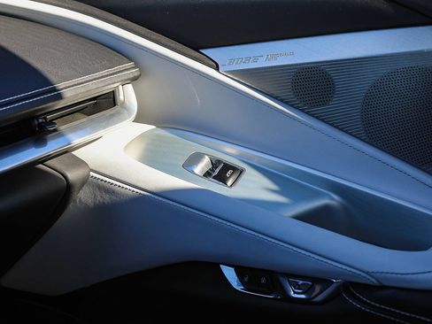 Used 2021 Chevrolet Corvette Stingray image 21