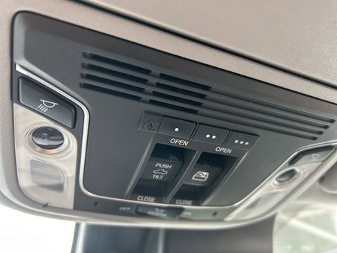 Used 2018 Honda Ridgeline RTL-E image 20