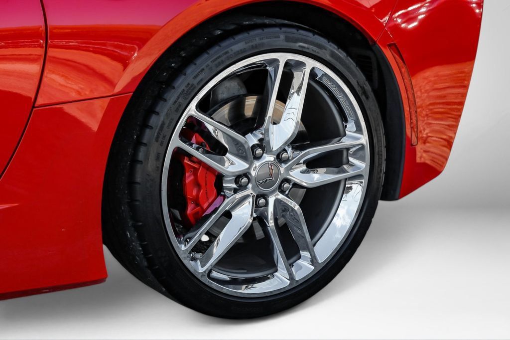 Used 2015 Chevrolet Corvette Stingray Convertible w/ 2LT Preferred Equipment Group RWD image 44