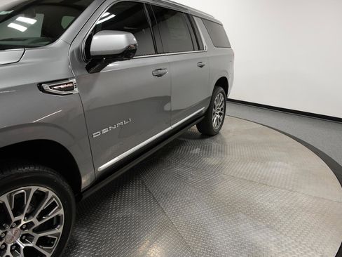 New 2026 GMC Yukon XL Denali w/ Sun & Power Step Package image 6