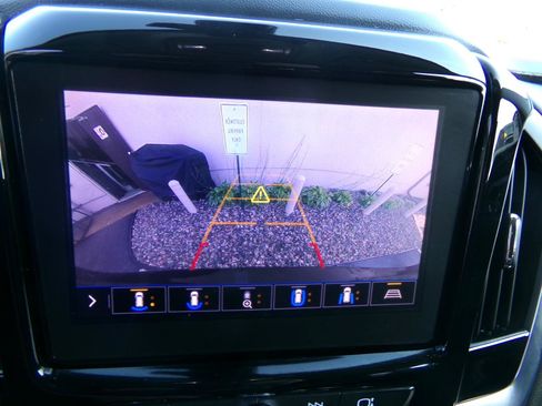 Used 2020 Chevrolet Traverse LT w/ LT Premium Package AWD/4WD image 33