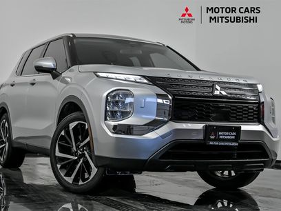 Used 2022 Mitsubishi Outlander ES