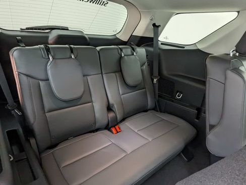 New 2026 Ford Explorer Active w/ Active Comfort Package AWD/4WD image 38