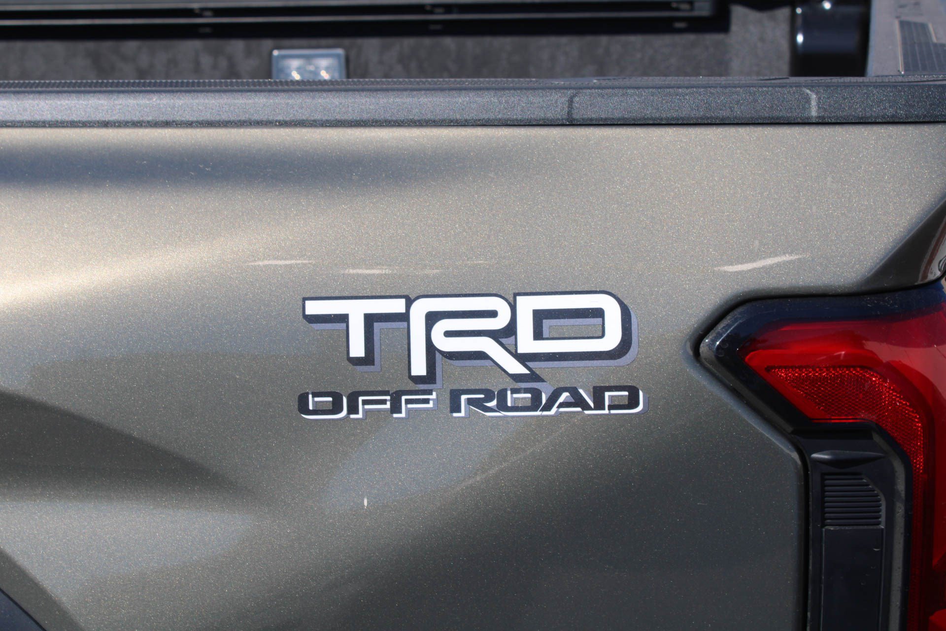 Used 2025 Toyota Tacoma TRD Off-Road AWD/4WD image 15