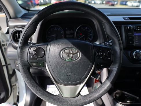 Used 2017 Toyota RAV4 LE image 15