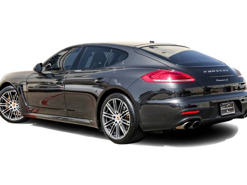 Used 2015 Porsche Panamera S w/ Premium Package Plus image 10
