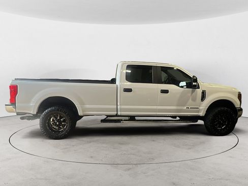 Used 2019 Ford F250 XL w/ Power Equipment Group AWD/4WD image 7