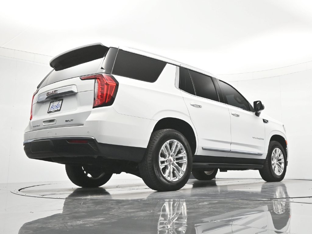 Used 2024 GMC Yukon SLT w/ SLT Luxury Package AWD/4WD image 43