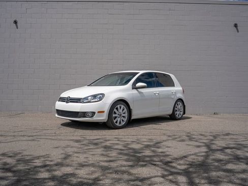 Used 2011 Volkswagen Golf TDI w/ Navigation Pkg FWD image 1