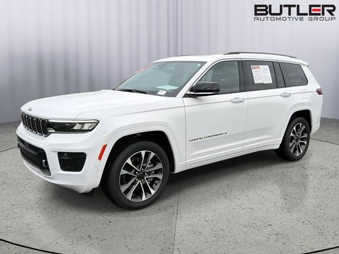 Used 2023 Jeep Grand Cherokee L Overland w/ Rear Seat Video Group I AWD/4WD image 2
