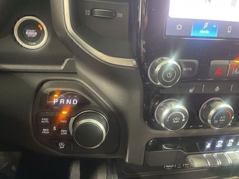 New 2026 RAM 1500 Big Horn w/ Night Edition image 18