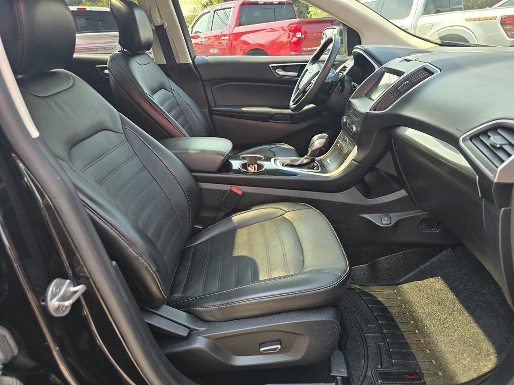 Used 2016 Ford Edge SEL w/ Canadian Touring Package AWD/4WD image 7