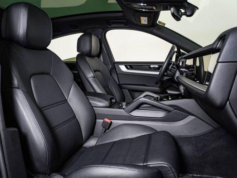 Certified 2026 Porsche Cayenne Coupe AWD/4WD image 15