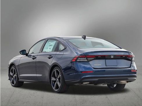 New 2026 Honda Accord SE image 2