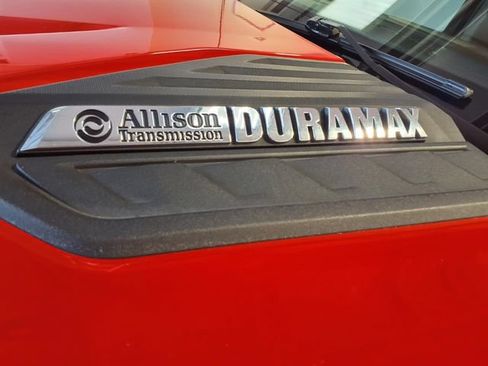 Used 2025 Chevrolet Silverado 2500 LT AWD/4WD image 6