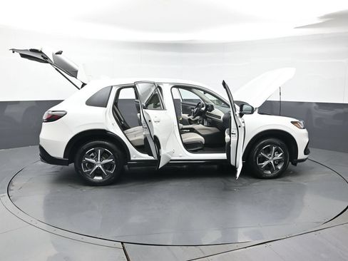 Certified 2025 Honda HR-V EX-L image 50